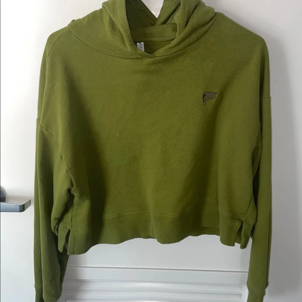 Fabletics Womens Cindy Dark Sage Green Cropped Hooded Sweatshirt size small - Picture 4 of 4